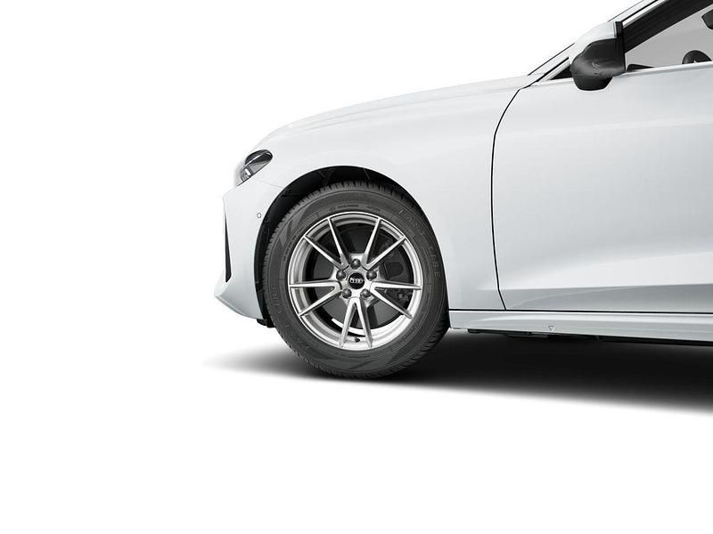 Second-hand Audi A5 Ambiente 204 CP (150 kW) 2025 Alb Berlinǎ