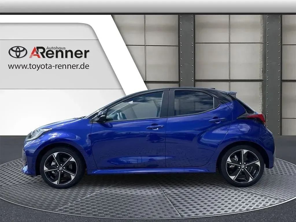 Neu Toyota Yaris Hybrid Plus 131 PS (96 kW) 2026 Limousine