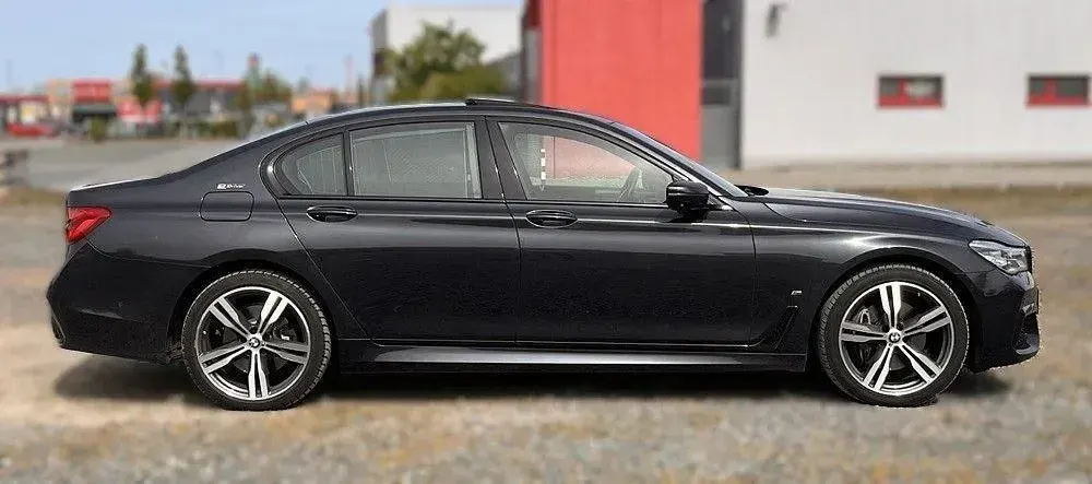 Gebraucht BMW 740 iPerformance 326 PS (239 kW) 2017 Grau Limousine