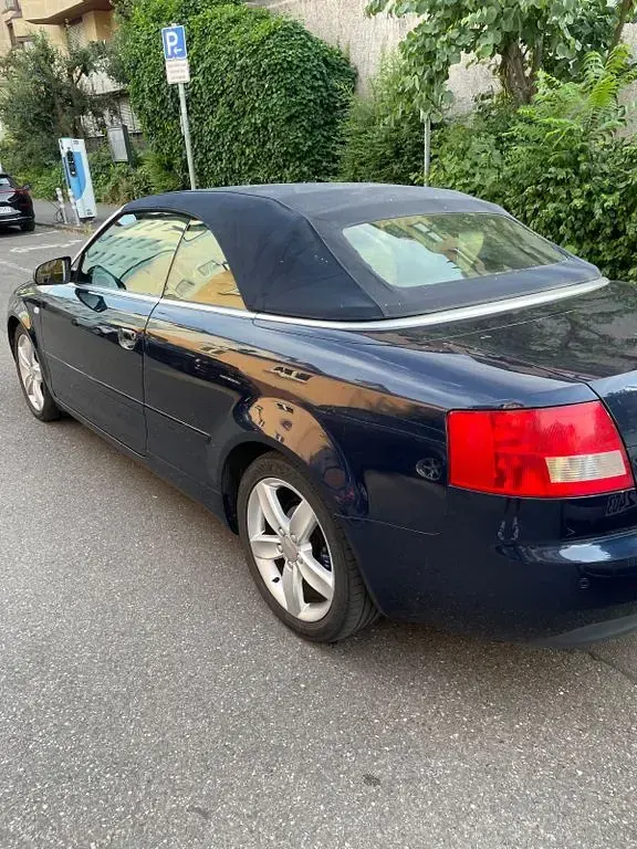 Gebraucht Audi A4 Cabriolet 163 PS (119 kW) 2004 Blau Cabrio