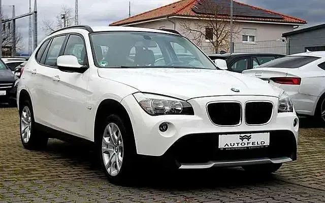 Gebraucht BMW X1 150 PS (110 kW) 2011 Weiß SUV