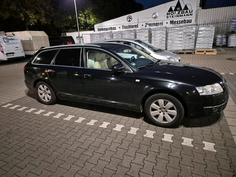 Schwarz Gebraucht 2006 Audi A6 Kombi | 3.150 € (Fairer Preis) - Bild 1/4