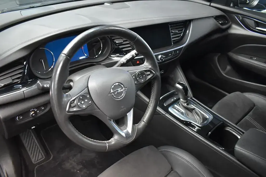 Gebraucht Opel Insignia Elegance 122 PS (89 kW) 2023 Schwarz Kombi