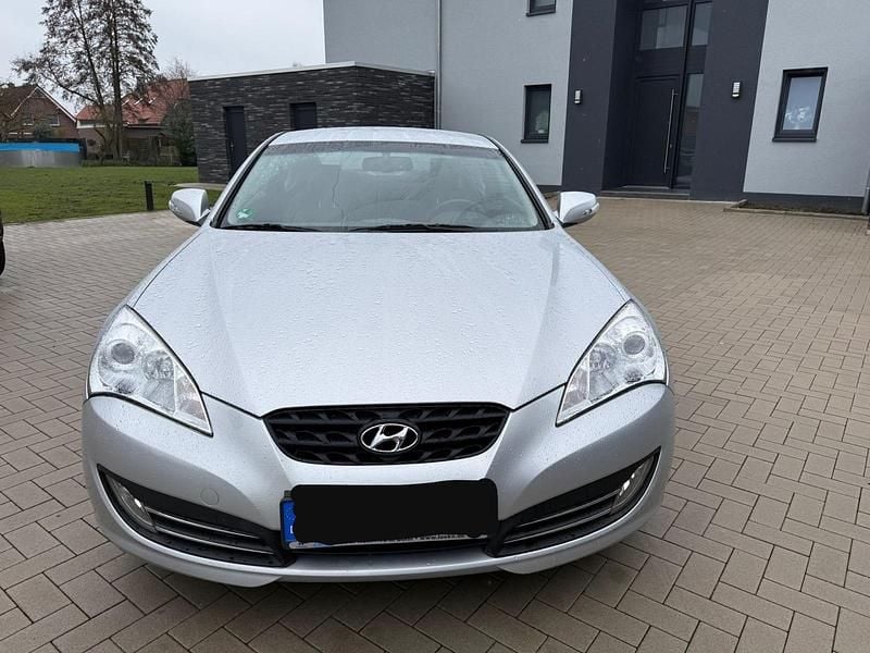 Gebraucht Hyundai Genesis 214 PS (157 kW) 2011 Silber Coupé