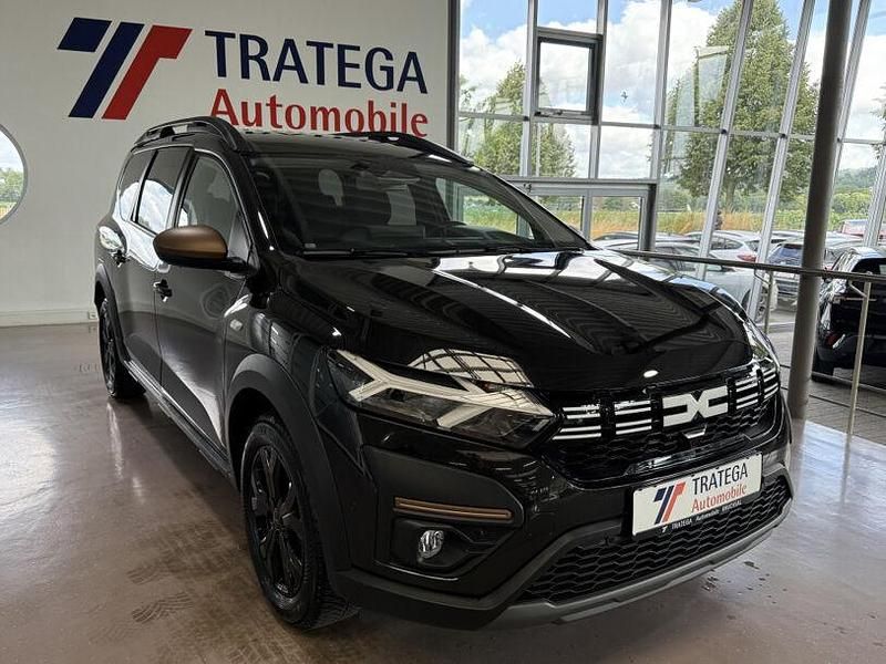 Perlmuttschwarz Gebraucht 2024 Dacia Jogger Extreme Kombi | 20.590 € (Fairer Preis) - Bild 1/4