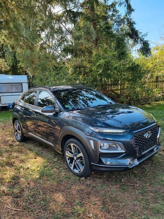 Grau Gebraucht 2019 Hyundai Kona Edition SUV | 18.499 € (Guter Preis) - Bild 1/4