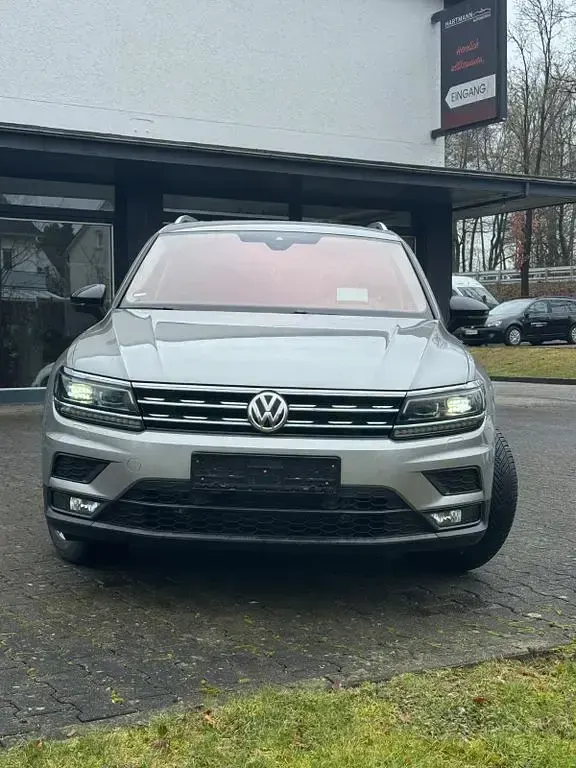 Gebraucht VW Tiguan IQ Drive 150 PS (110 kW) 2019 Silber SUV