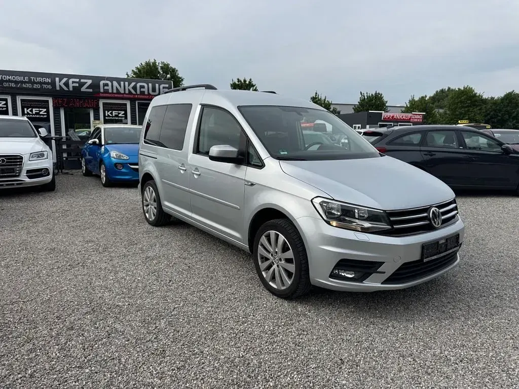 Gebraucht VW Caddy Comfortline 150 PS (110 kW) 2016 Silber Van / Kleinbus
