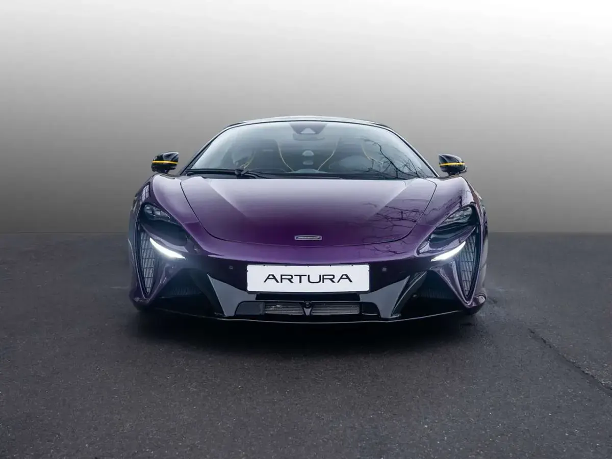 Gebraucht McLaren Artura 700 PS (514 kW) 2025 Violett Cabrio