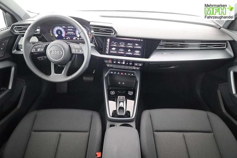 Neu Audi A3 150 PS (110 kW) 2026 Manhattan grau metallic Limousine