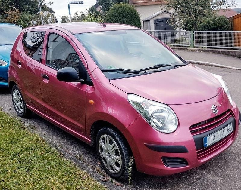 Rot Gebraucht 2010 Suzuki Alto Club Kleinwagen | 3.600 € (Fairer Preis) - Bild 1/4
