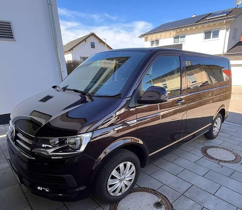 Gebraucht VW T6 Comfortline 150 PS (110 kW) 2016 Violett Van