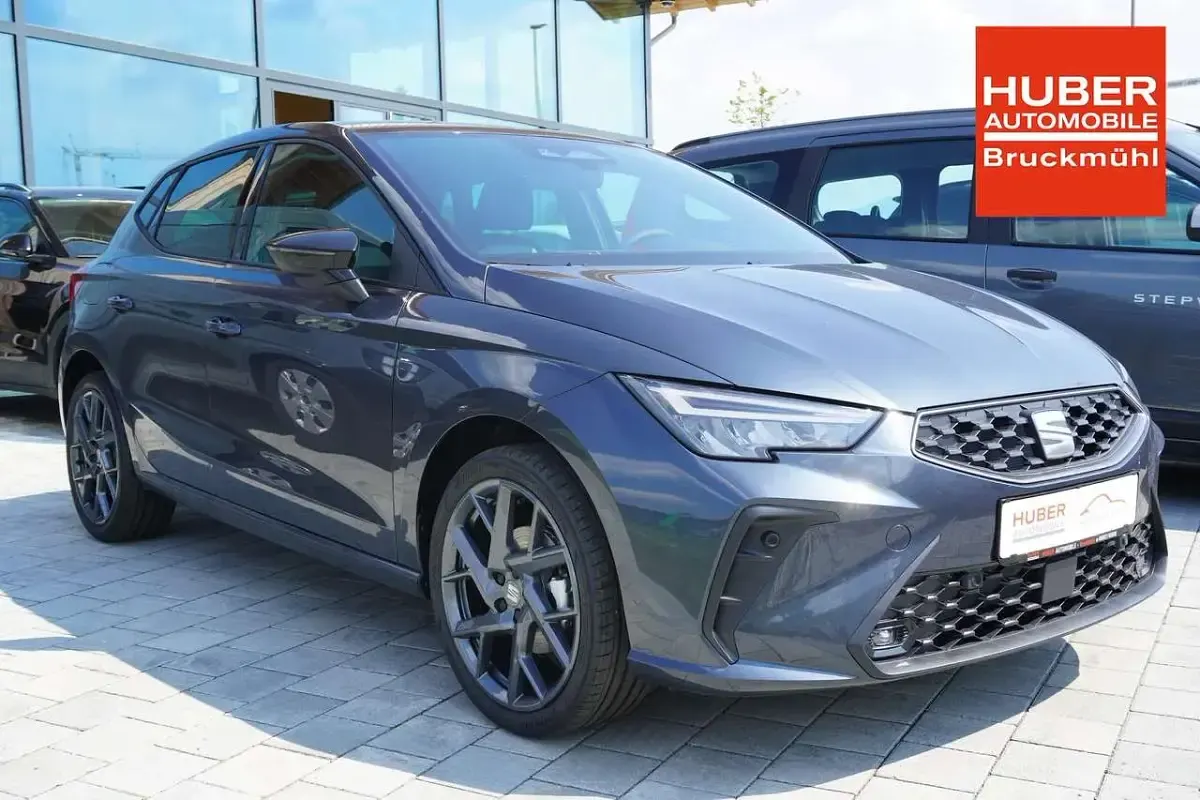 Neu Seat Ibiza FR 116 PS (85 kW) 2026 Magnetic tech Kleinwagen