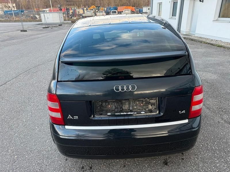 Gebraucht Audi A2 75 PS (55 kW) 2003 Schwarz Kleinwagen