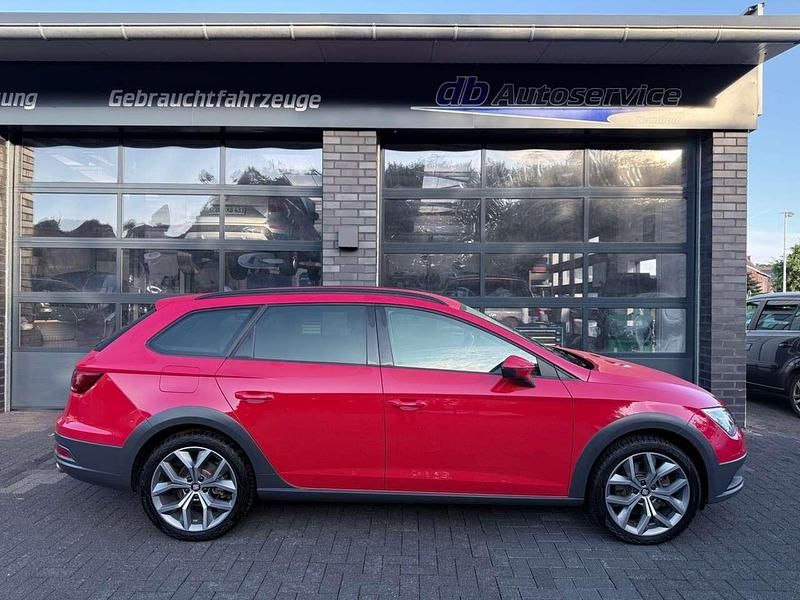 Rojo emocion Gebraucht 2015 Seat Leon X-Perience 4Drive Kombi | 17.990 € (Fairer Preis) - Bild 1/4