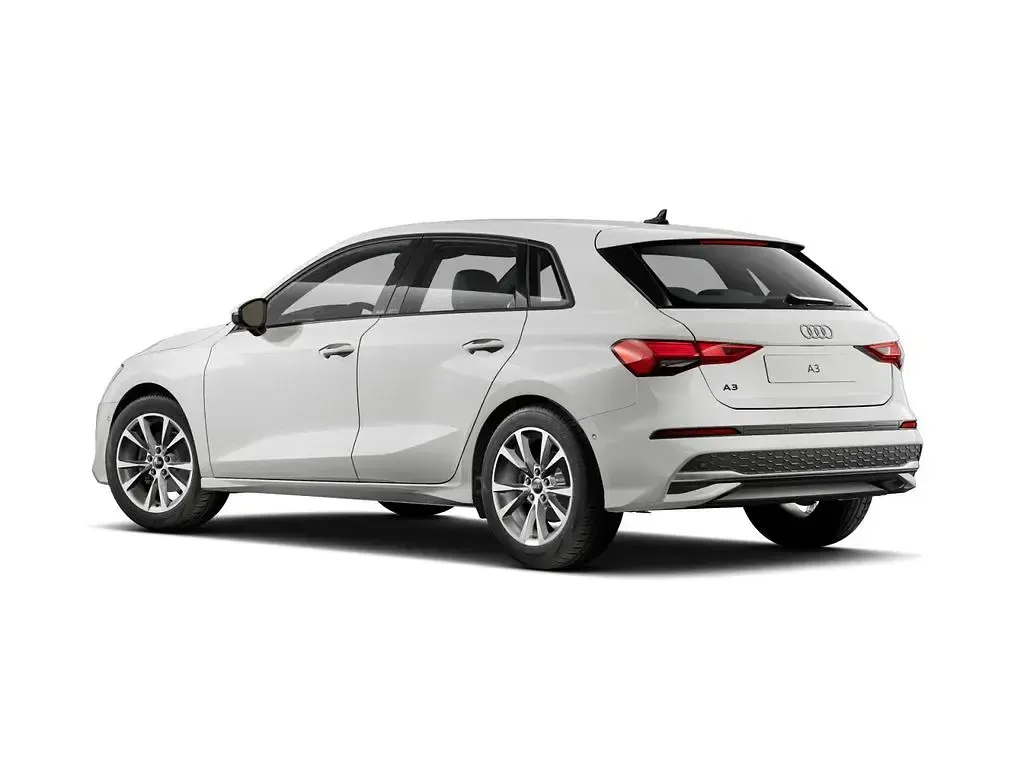Gebraucht Audi A3 Advanced Plus 116 PS (85 kW) 2024 Weiß Limousine