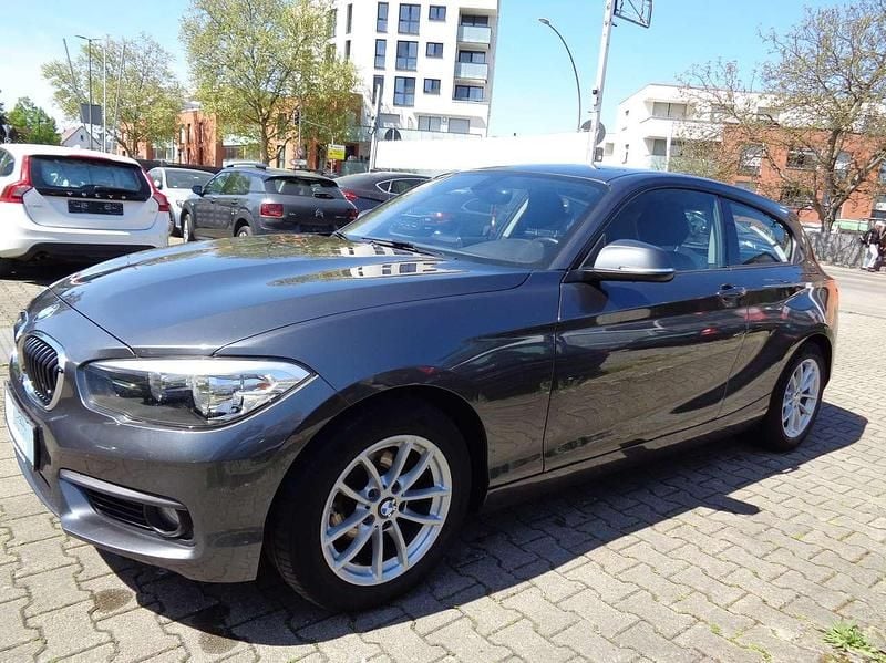 Gebraucht BMW 116 116 PS (85 kW) 2017 Grau Kleinwagen
