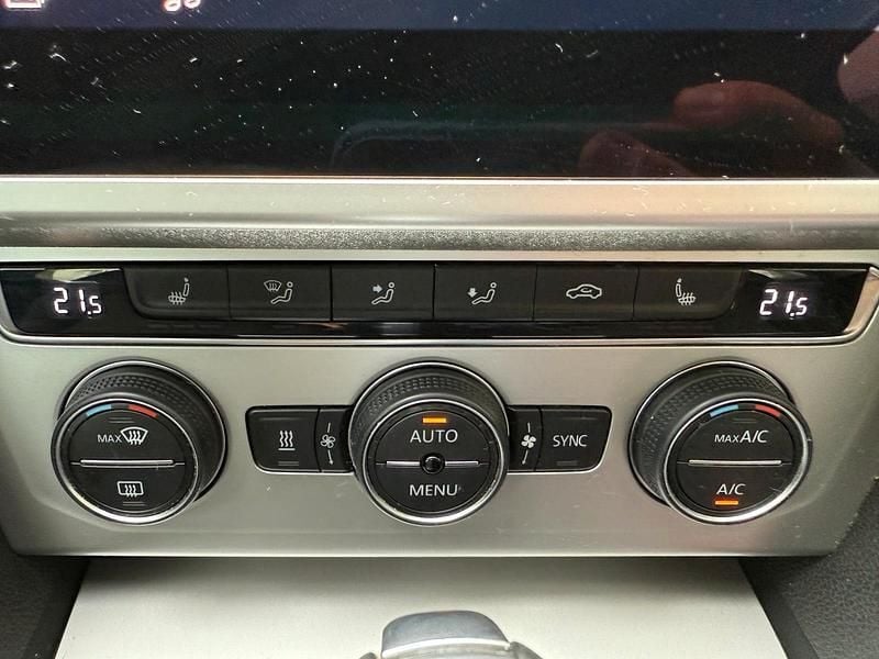 Używany VW Passat 150 KM (110 kW) 2018 Czarny Kombi