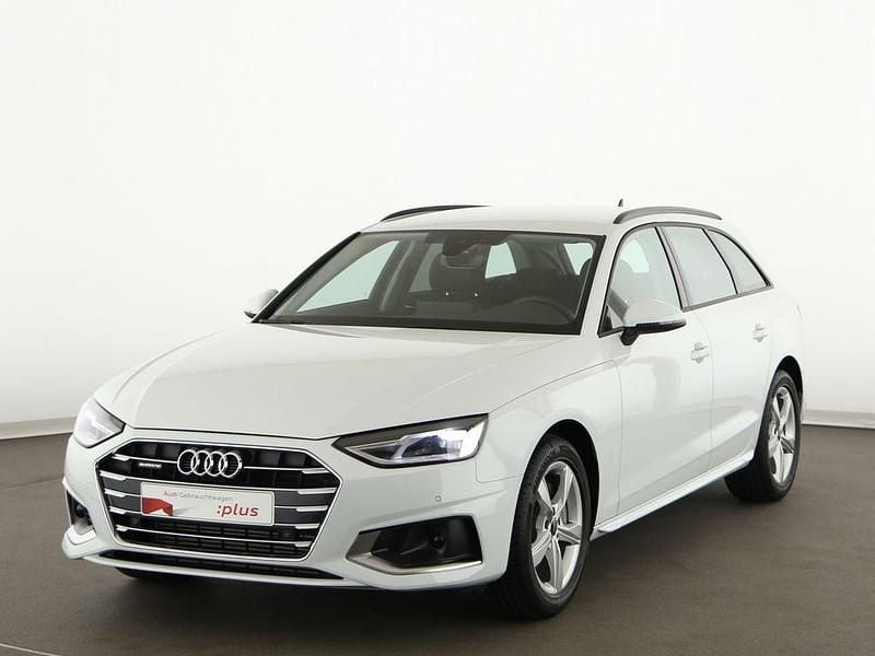 Gebraucht Audi A4 Advanced Plus 204 PS (150 kW) 2023 Gletscherweiß metallic Kombi