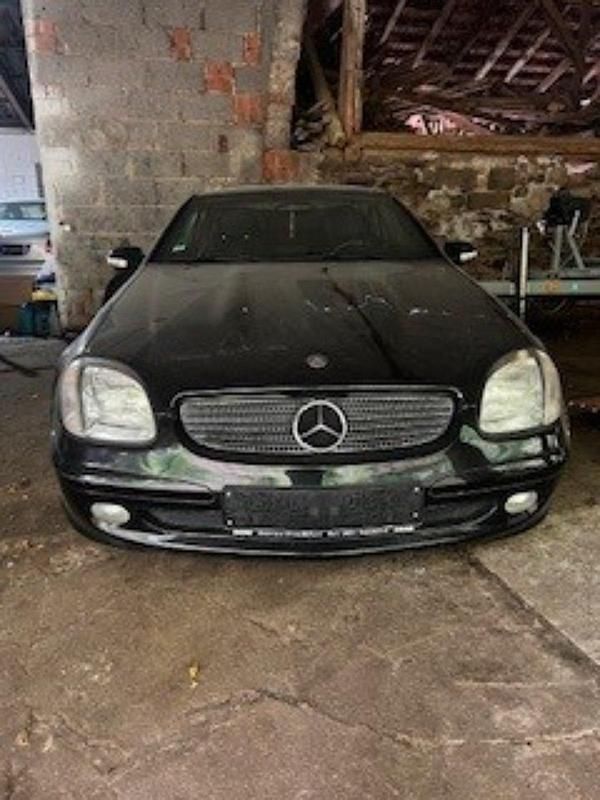Schwarz Gebraucht 2000 Mercedes SLK230 Cabrio | 2.700 € - Bild 1/2