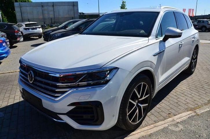 Weiss Gebraucht 2019 VW Touareg Elegance SUV | 49.205 € (Teuer) - Bild 1/4