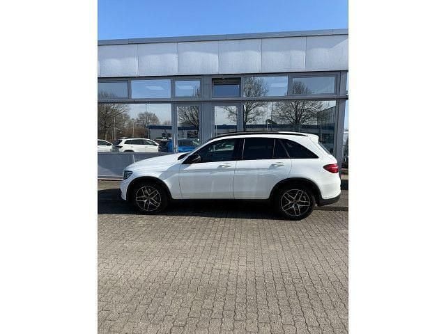 Gebraucht Mercedes GLC250 AMG line 211 PS (155 kW) 2019 Weiß SUV
