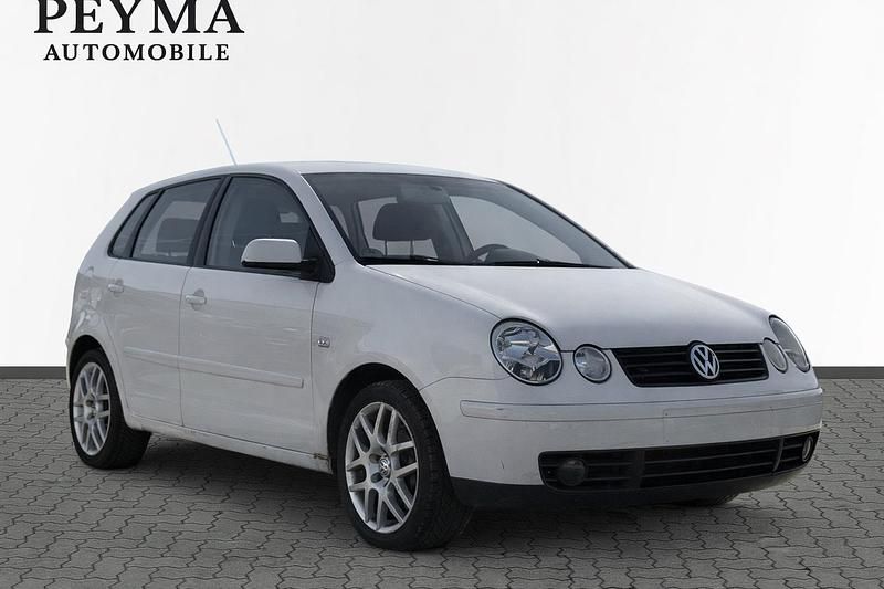 Gebraucht VW Polo 64 PS (47 kW) 2004 Weiß Kleinwagen