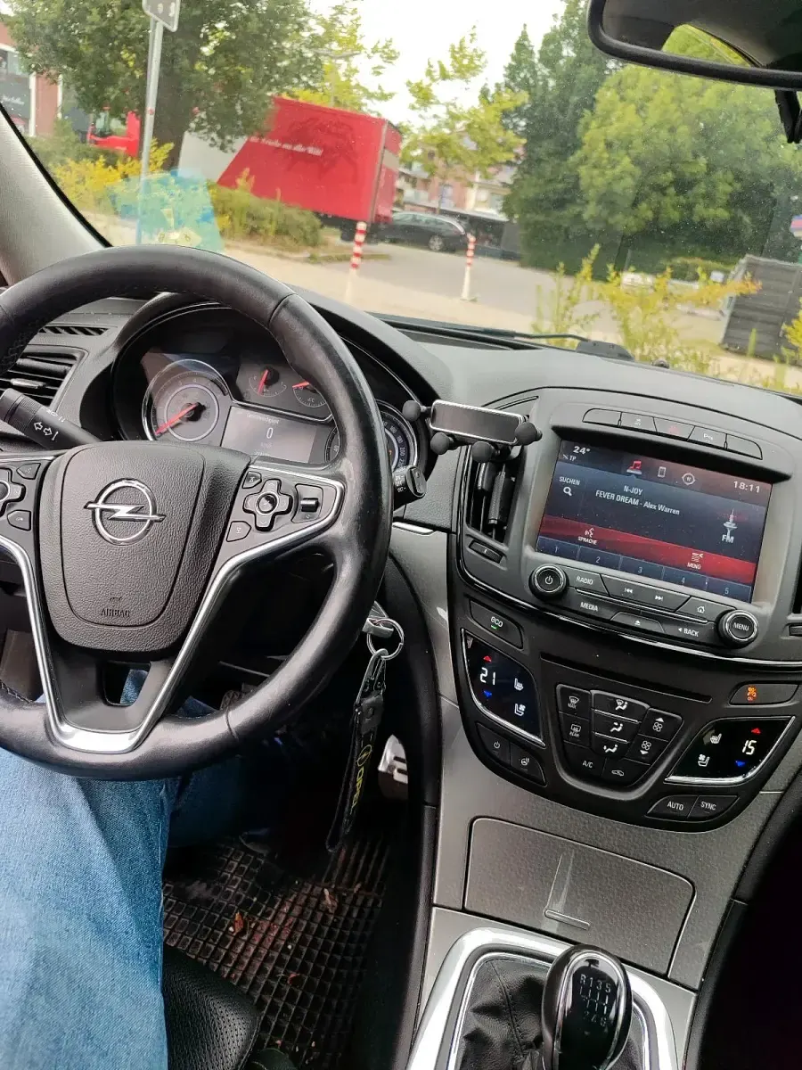 Gebraucht Opel Insignia 170 PS (125 kW) 2015 Grau Limousine