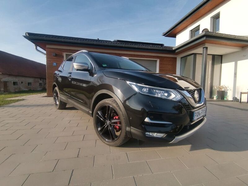 Schwarz Gebraucht 2019 Nissan Qashqai N-Motion SUV | 14.950 € (Superpreis) - Bild 1/4