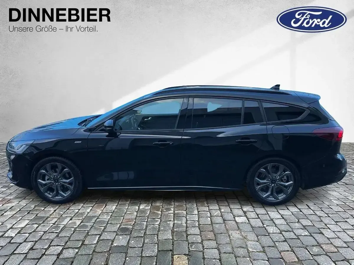 Gebraucht Ford Focus ST-Line X 155 PS (114 kW) 2024 Schwarz (metallic) Kombi