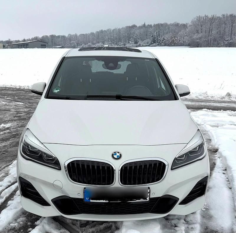 Gebraucht BMW 220 Gran Tourer M Sport 190 PS (139 kW) 2018 Weiß Van / Kleinbus