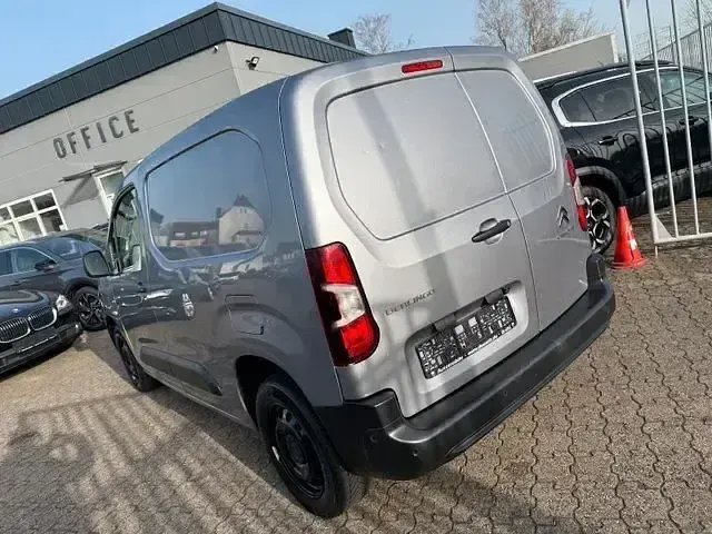 Gebraucht Citroën Berlingo 102 PS (75 kW) 2021 Andere Van / Kleinbus