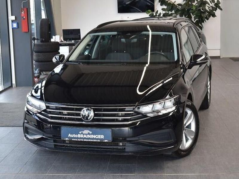 Gebraucht VW Passat 150 PS (110 kW) 2022 Schwarz Kombi