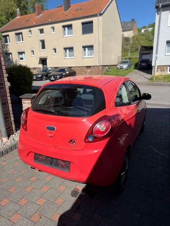 Second-hand Ford Ka Titanium 69 CP (50 kW) 2009 Roșu Hatchback
