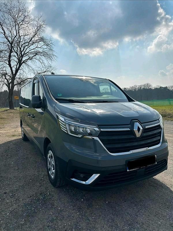 Gebraucht Renault Trafic 170 PS (125 kW) 2023 Grau Van / Kleinbus