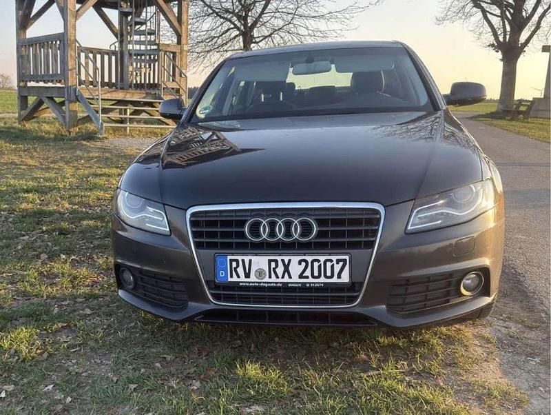 Gebraucht Audi A4 Ambiente 160 PS (117 kW) 2010 Grau Limousine