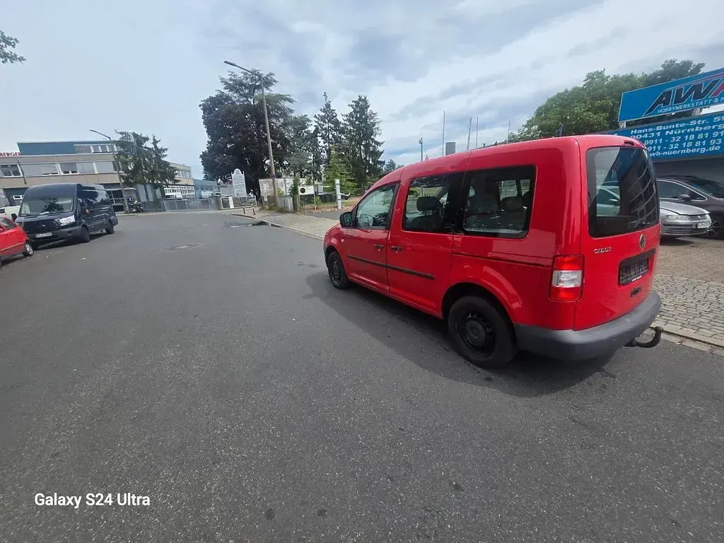 Gebraucht VW Caddy Life 80 PS (58 kW) 2009 Rot Van / Kleinbus