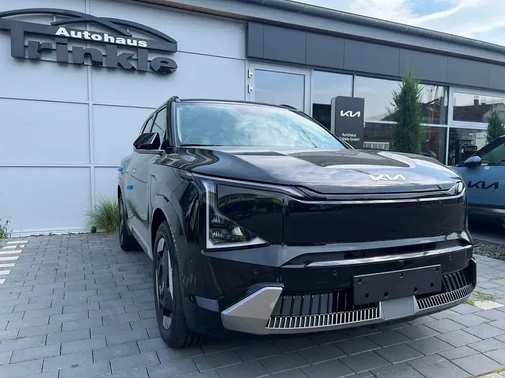 Neu Kia EV5 Earth 160 kW (218 PS) 2026 Fusion black SUV