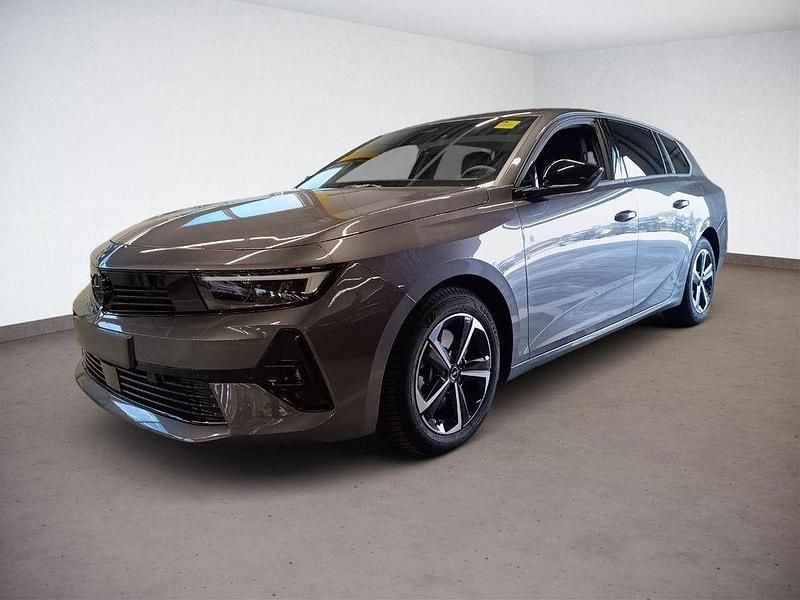 Gebraucht Opel Astra 131 PS (96 kW) 2024 Grau Kombi