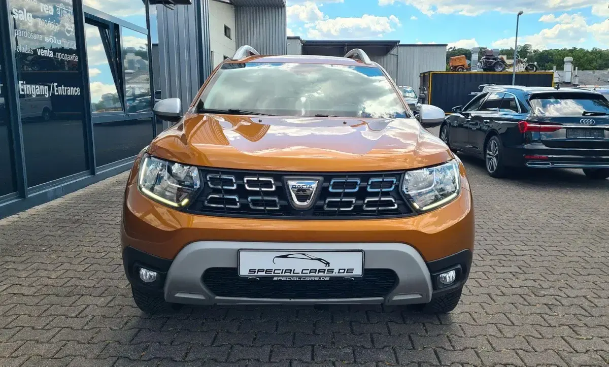 Gebraucht Dacia Duster Prestige 109 PS (80 kW) 2018 Orange SUV