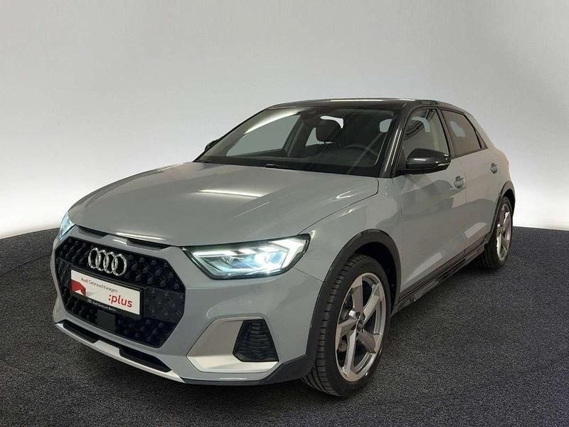 Gebraucht Audi A1 Ambiente 150 PS (110 kW) 2023 Pfeilgrau perleffekt SUV