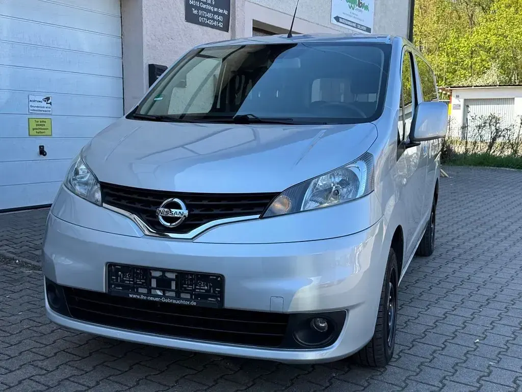Gebraucht Nissan Evalia Tekna 110 PS (80 kW) 2015 Silber Van / Kleinbus
