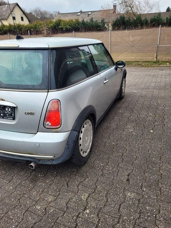 Gebraucht Mini ONE 90 PS (66 kW) 2006 Silber Kleinwagen
