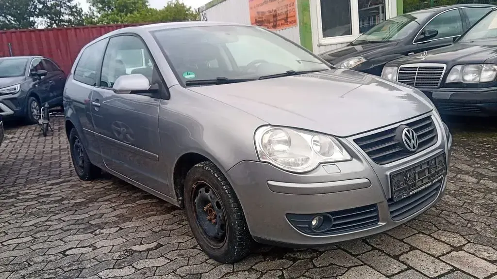 Usata VW Polo 80 CV (58 kW) 2009 Argento Utilitaria