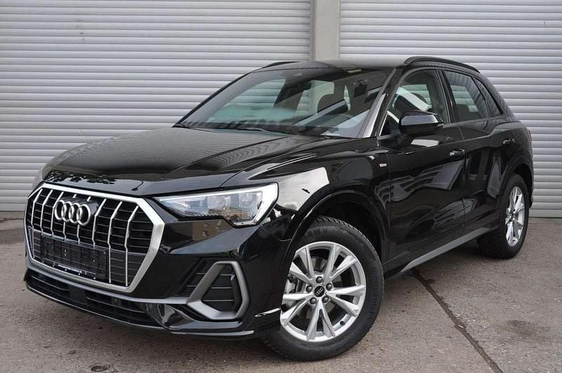 Mythosschwarz metallic Gebraucht 2024 Audi Q3 S-Line SUV | 38.880 € (Guter Preis) - Bild 1/4