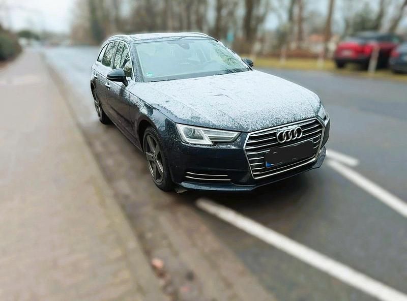 Gebraucht Audi A4 150 PS (110 kW) 2016 Blau Kombi