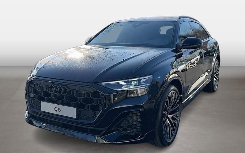 Neu Audi Q8 Comfort 490 PS (360 kW) 2025 Schwarz SUV