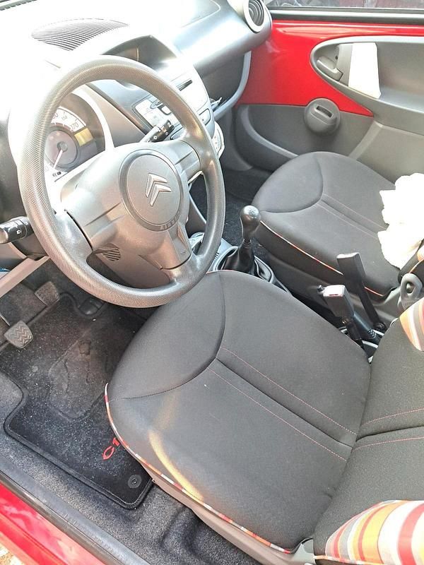 Gebraucht Citroën C1 75 PS (55 kW) 2010 Rot Kleinwagen