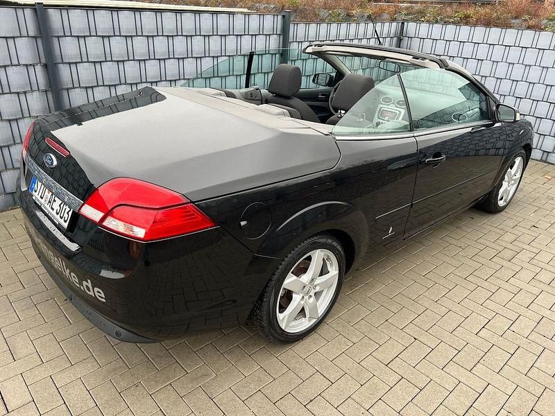 Gebraucht Ford Focus Cabriolet 145 PS (106 kW) 2008 Schwarz Cabrio