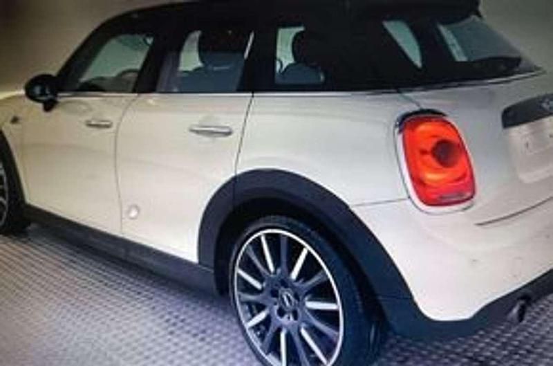 Second-hand Mini Cooper 136 CP (100 kW) 2017 Alb Hatchback